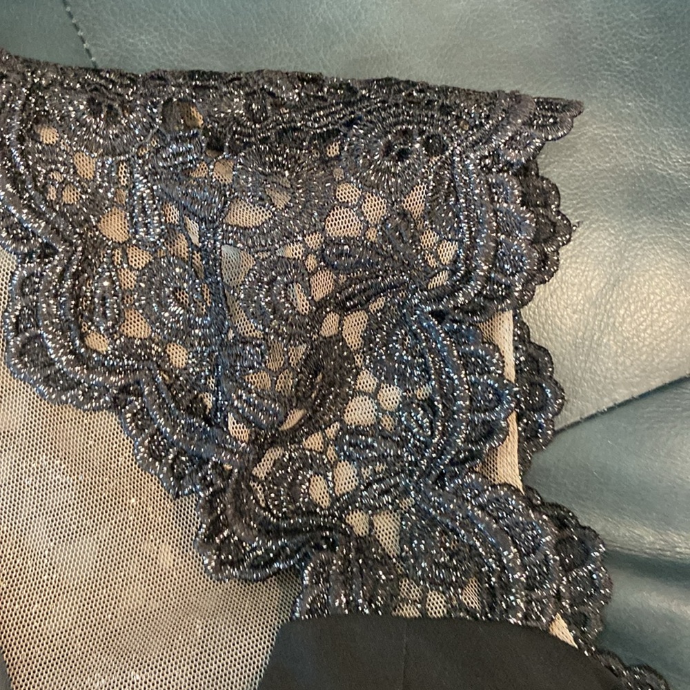Cache gown - Picture 4 of 9